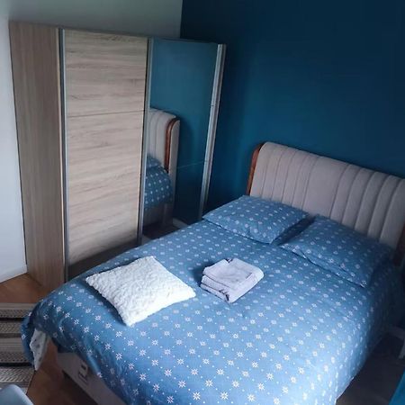 Logement A Cote De L'Aeroport Orly Athis-Mons Exterior photo