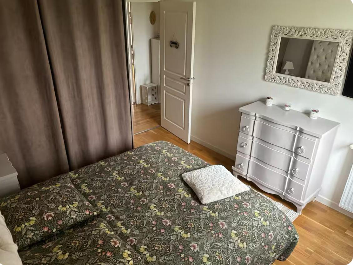 Logement A Cote De L'Aeroport Orly Athis-Mons Exterior photo
